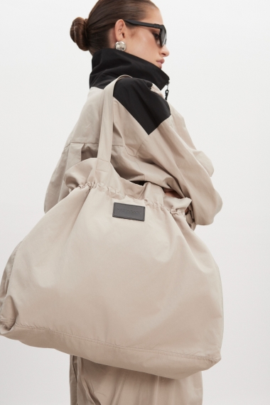 Product Image: PAOLO TOTE BAG BEIGE
