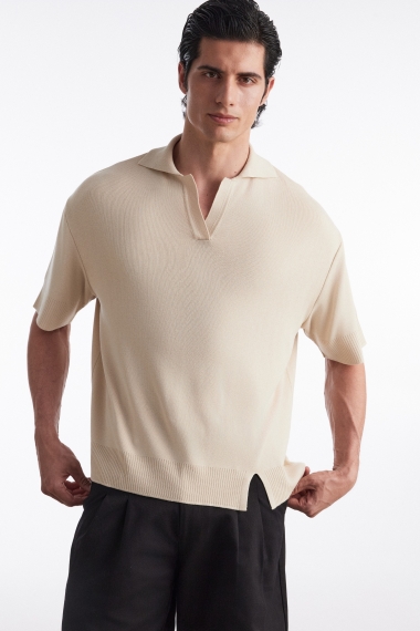 Product Image: FINE LINE KNITTED POLO SHIRT BEIGE