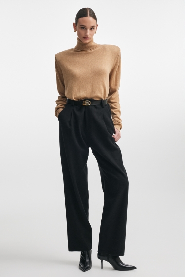 Product Image: BASICK KNITTED BLOUSE CAMEL