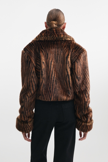 Product Image: THROWBACK FUR CROPPED JACKET