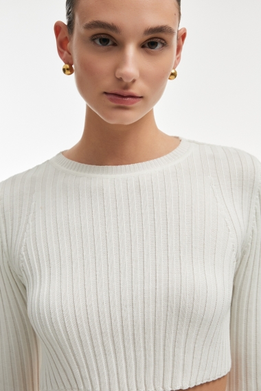 Product Image: FEMME KNITTED CROP TOP WHITE