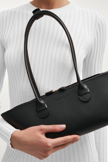 Product Image: GARDENIA LEATHER BAG BLACK