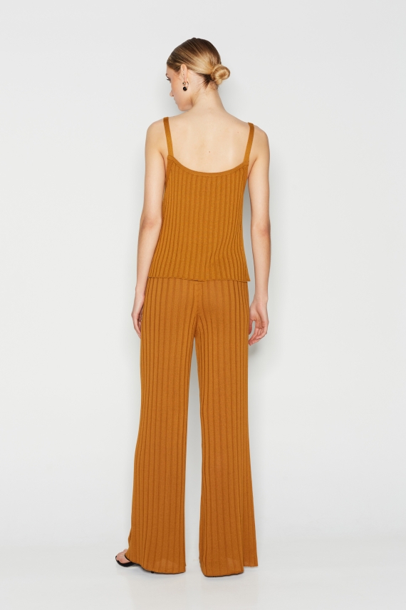 TEMPTATION KNIT TOP