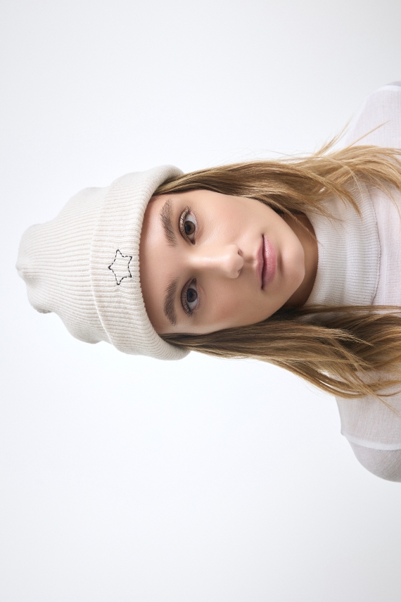 HOLLYWOOD BEANIE WHITE