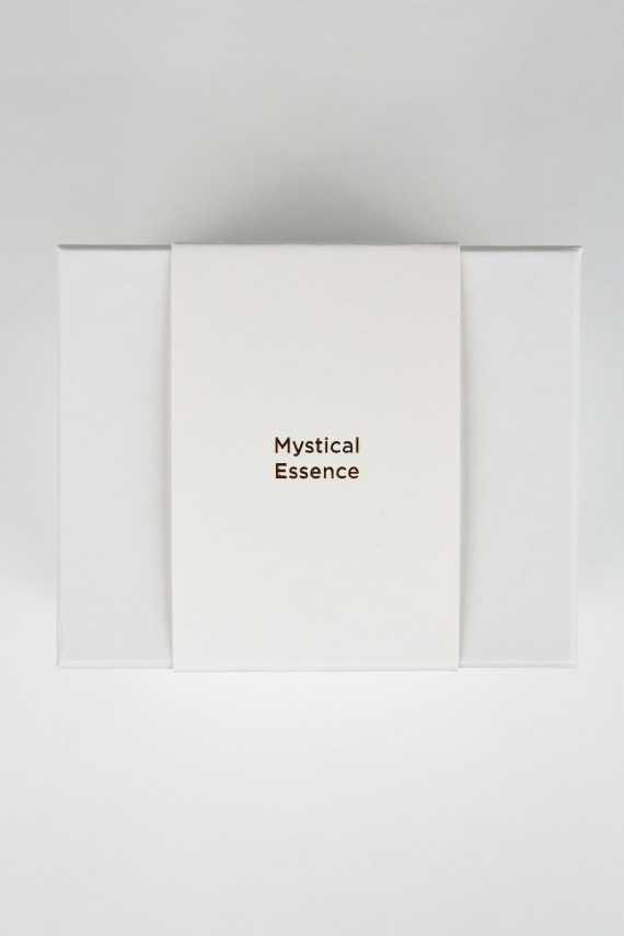 MYSTICAL ESSENCE CANDLE