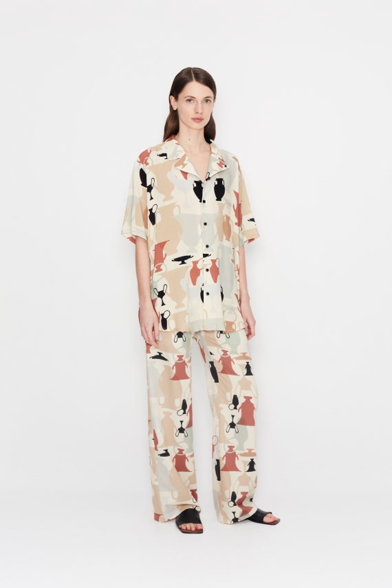 THE CLACHIC ONE PANTS