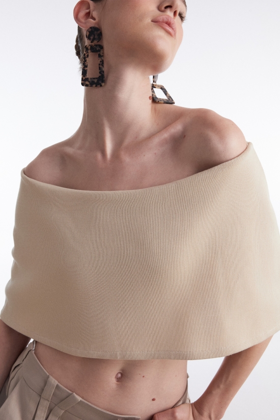 FINE LINE KNITTED TOP BEIGE