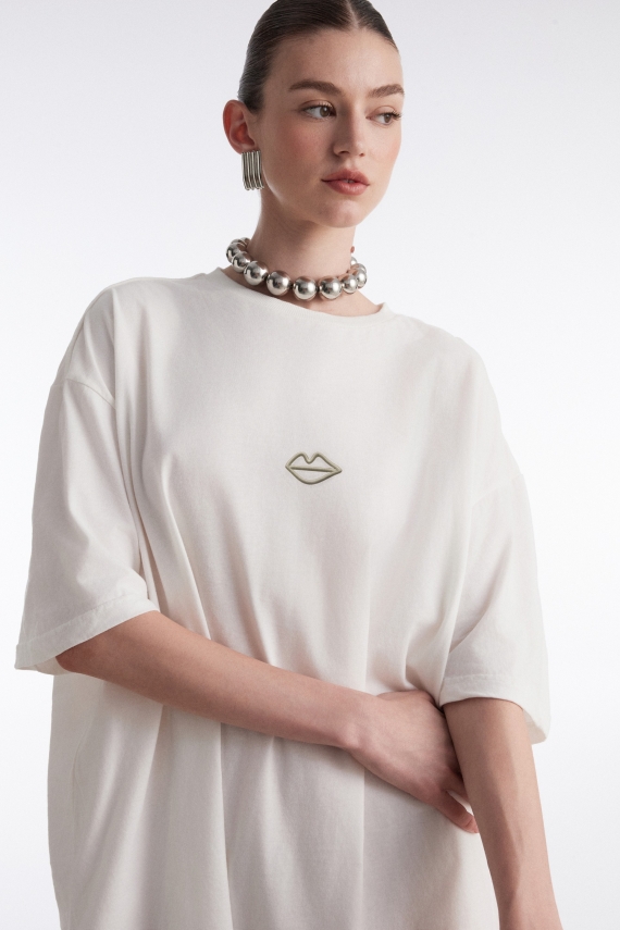 WE SHOULD KISS T-SHIRT OFFWHITE