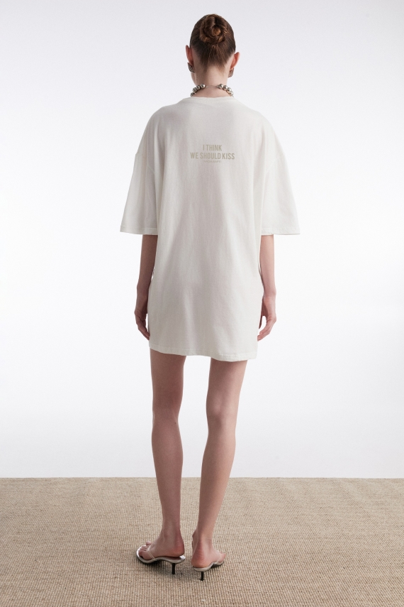 WE SHOULD KISS T-SHIRT OFFWHITE