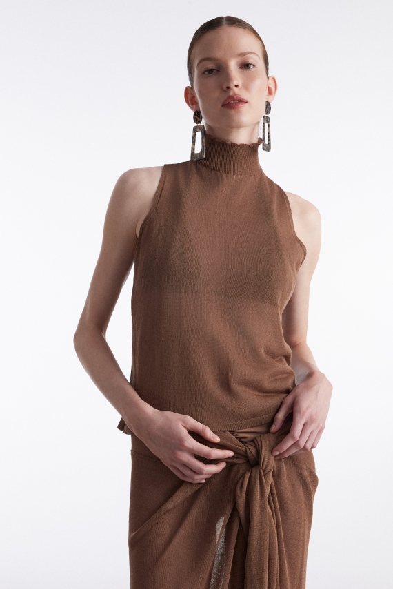 NO.26 KNITTED TOP BROWN