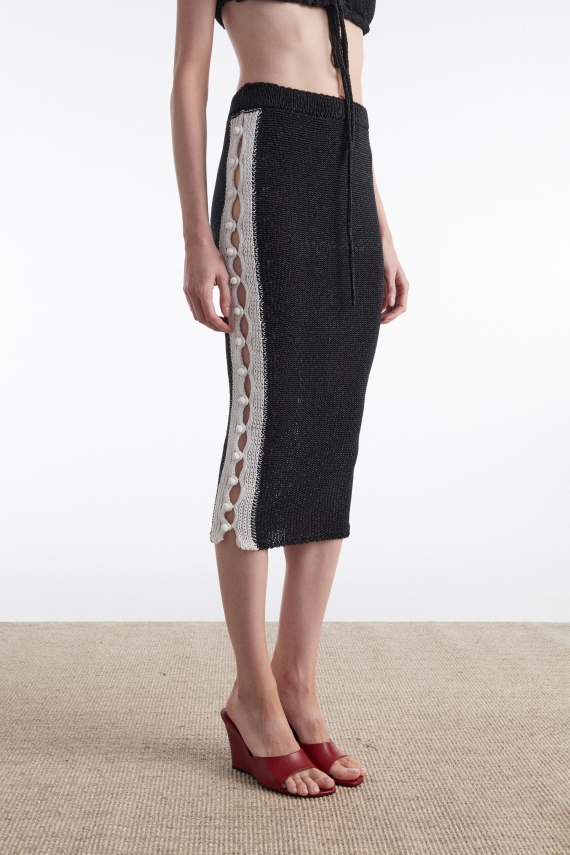 VOYAGE KNITTED MIDI SKIRT B&W