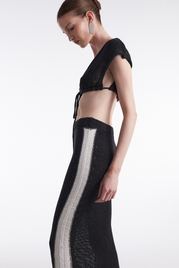 VOYAGE KNITTED TOP BLACK