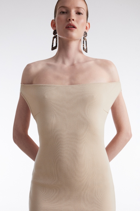 FINE LINE KNITTED MINI DRESS BEIGE