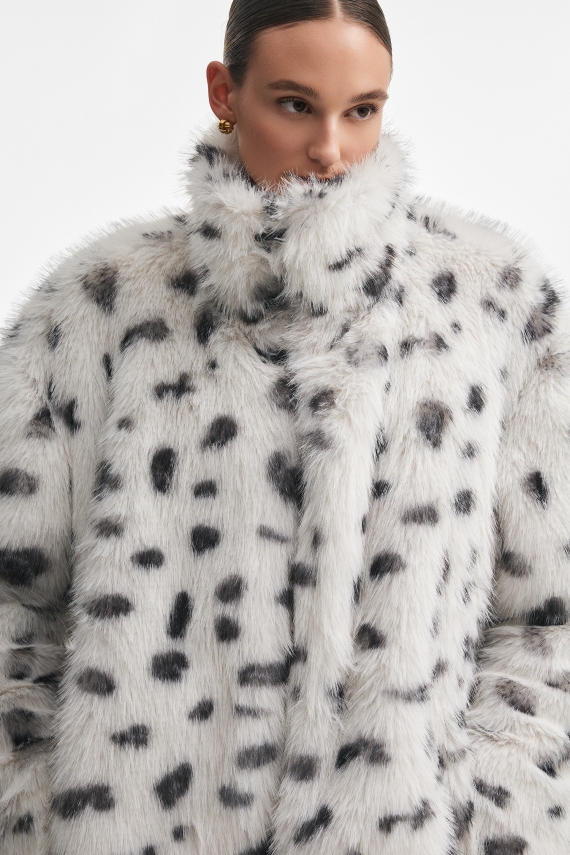 SALLY FUR JACKET B&W