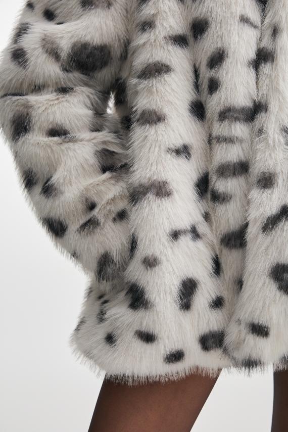 SALLY FUR JACKET B&W