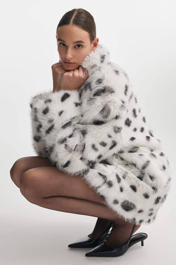 SALLY FUR JACKET B&W