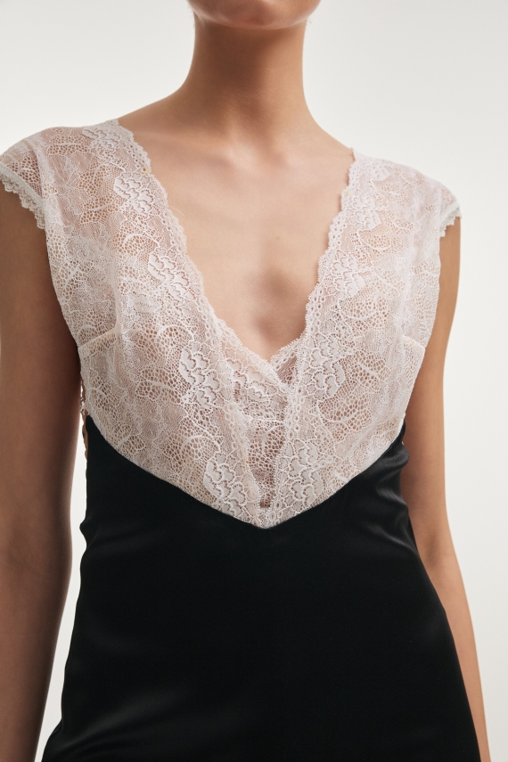 NAIA SILK MIDI DRESS BLACK