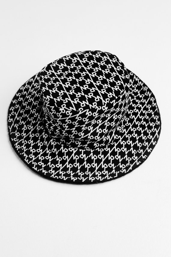 NR SUPERHERO BUCKET HAT