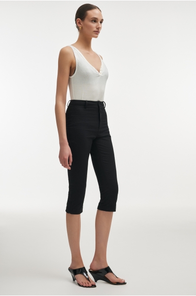 LOLITA CAPRI TROUSERS BLACK