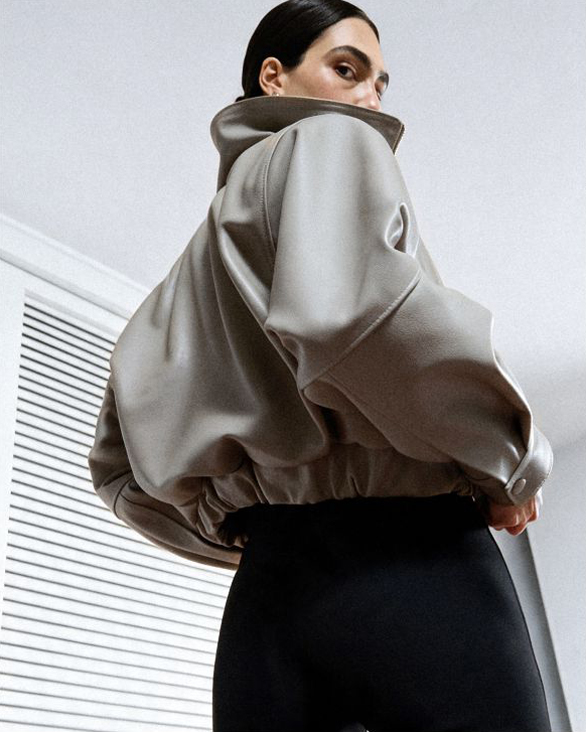 DISCOVER JACKETS & BLAZERS